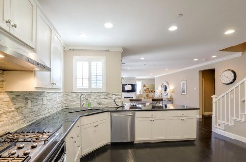 6295 Church St, Gilroy CA  95020-6412 exterior