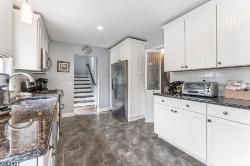 22 Glenbrook Dr, Fredon NJ  07860-6595 exterior