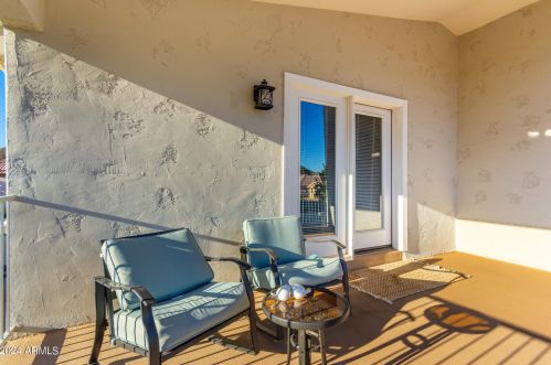 5717 Soft Wind Dr, Glendale AZ  85310-3643 exterior