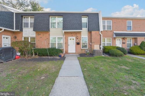 3015 Harbour Dr, Palmyra NJ  08065-2205 exterior