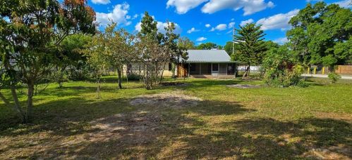 2302 Duff Rd, Lakeland FL  33810-2100 exterior