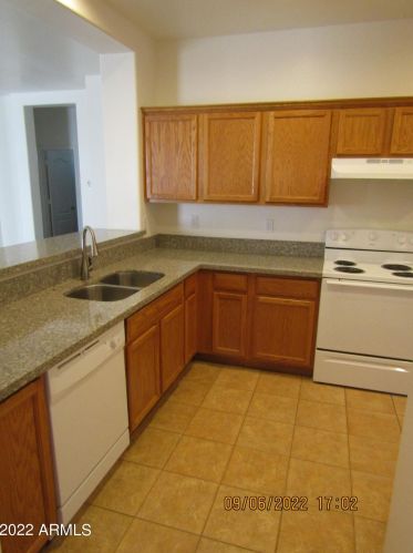 2112 89th Ave, Tolleson, AZ 85353-6914