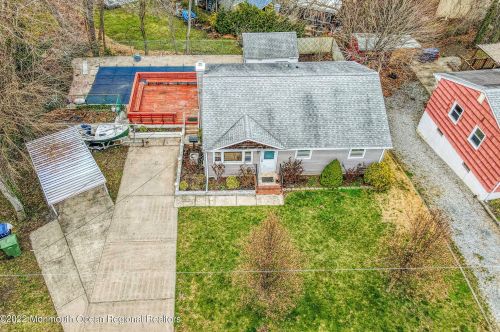 127 Overlook Dr, Wall Township, NJ 07753-5544