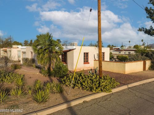 4343 Seneca St, Tucson, AZ 85712-3266