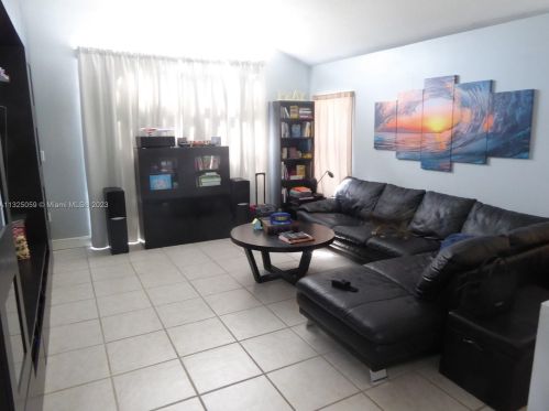 17474 10th St, Hollywood FL  33029-3116 exterior