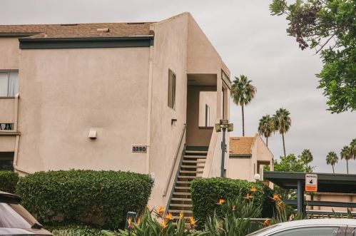 3290 Ashford St, San Diego CA 92111-5044 exterior