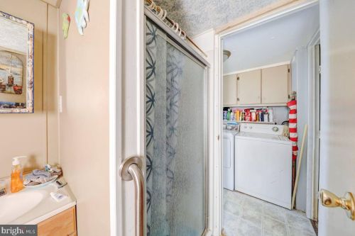 33520 Daisy St, Lewes DE  19958-5322 exterior