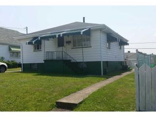 406 Peterson St, Mckeesport, PA 15132-7324