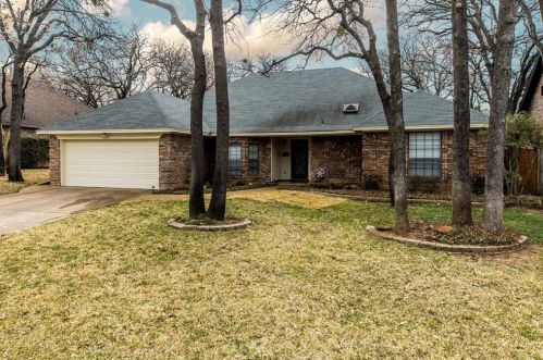 7728 Aubrey Ln, Fort Worth, TX 76182-9230