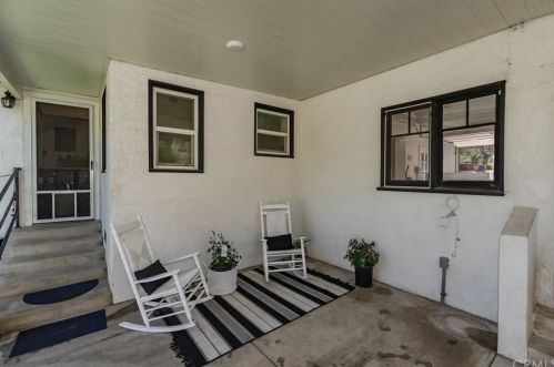 1137 Cypress Ave, Redlands CA  92373-5723 exterior