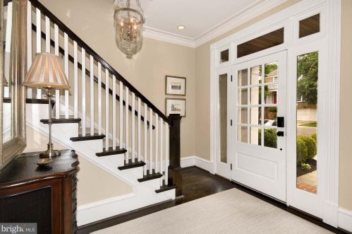 4606 Laverock Pl, Washington, DC 20007-2544