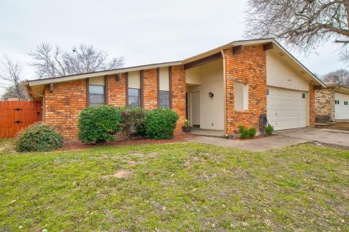 1617 Burmeister Rd, Fort Worth, TX 76134-3623
