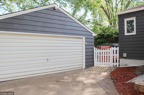 2160 Geranium Ave, Saint Paul, MN 55119-3346