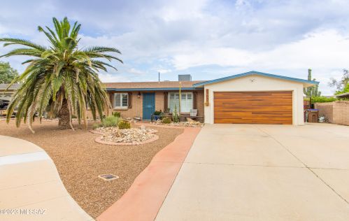 4783 Cheetah St, Tucson, AZ 85742-8900