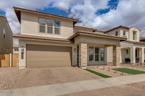 3878 Oxford Ln, Gilbert, AZ 85295