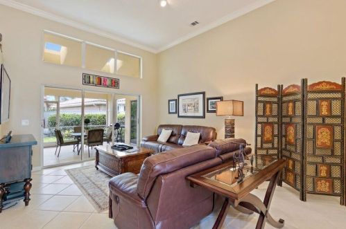 320 Eagleton Golf Dr, West Palm Beach, FL 33418-8054