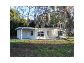 601 Huey St, Wildwood, FL 34785-4610