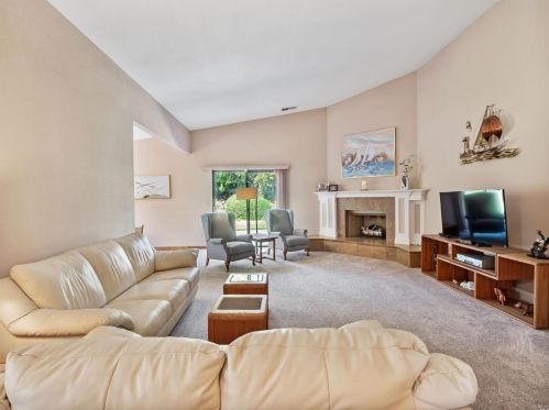 1423 Fry Ct, Benicia CA  94510-2576 exterior