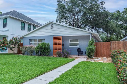 787 46th Ave, Saint Petersburg, FL 33703-3708