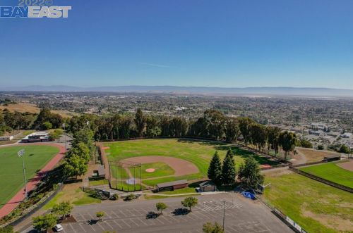 24494 Leona Dr, Hayward CA  94542-1010 exterior