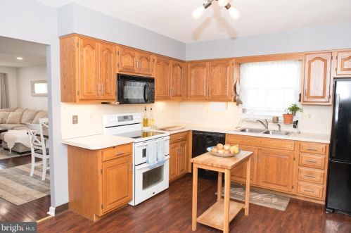 322 Hurst St, Norristown PA  19405-1539 exterior