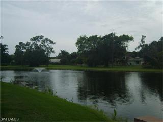 117 Bobolink Way, Naples FL  34105-2497 exterior