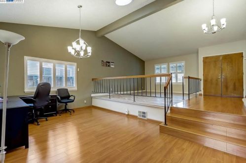 1150 Denton Ave, Hayward CA 94545-1942 exterior