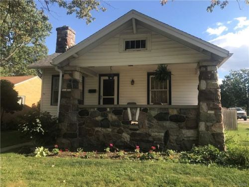 118 Wolf Ave, Englewood, OH 45322-1635