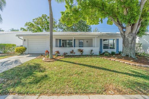 3832 90th Ter, Pinellas Park FL  33782-5942 exterior