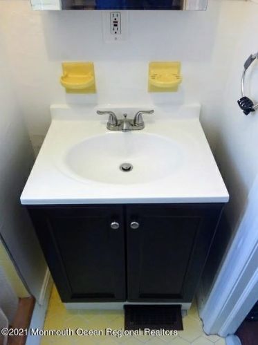 316 15 Ave, Belmar NJ 07719-2523 exterior