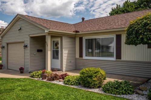 837 Spencer Ave, Hermitage PA  16146-3159 exterior