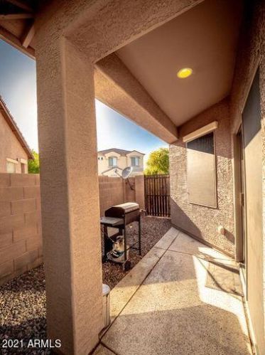 15881 74 Ave, Peoria AZ 85345-8900 exterior