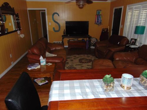 4710 Mineral Wells Hwy, Weatherford TX  76088-8333 exterior