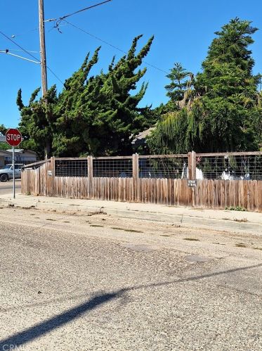 411 Ramona Ave, Pismo Beach, CA 93433-2021