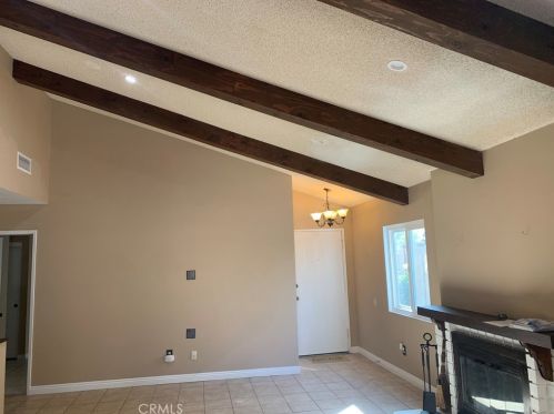 16705 Minter Ct, Santa Clarita CA  91387-3275 exterior