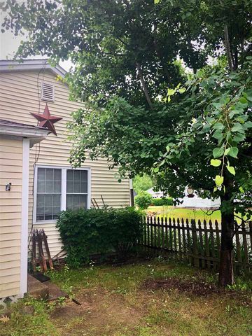 1 Baker Ave, Mason, NH 03048-3155