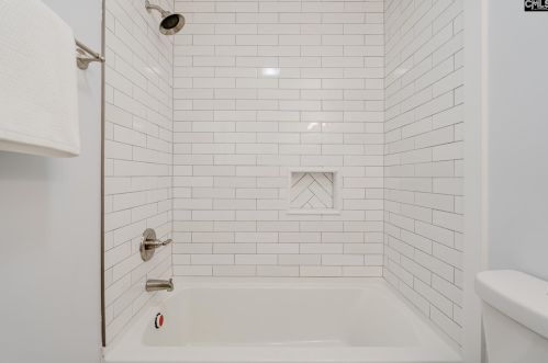 1712 Robin Crst Dr, Cayce-West Columbia SC  29169-5433 exterior