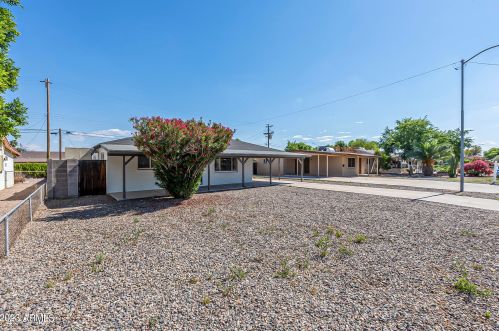 11213 Connecticut Ave, Youngtown AZ  85363-1318 exterior