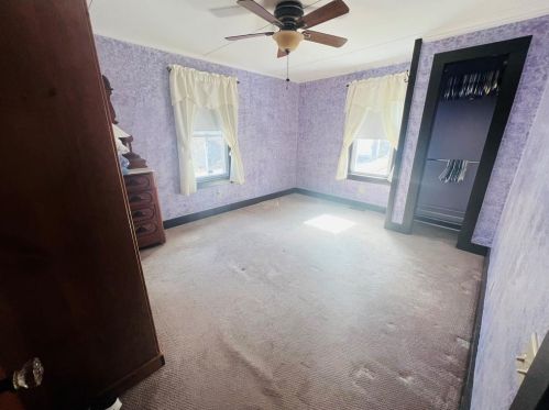 80 Flagg Ln, North Kingstown RI  02852-6708 exterior