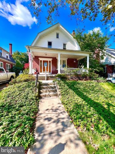 31 Prospect St, Norristown, PA 19403-1619