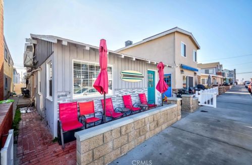 122 28th St, Newport Beach, CA 92663-3417