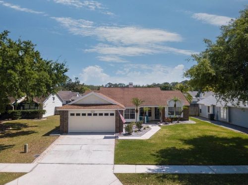 7444 Swan Lake Dr, New Port Richey, FL 34655-4044