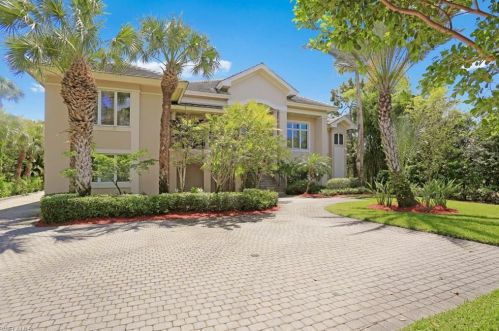 27870 Riverwalk Way, Bonita Springs, FL 34134-1675