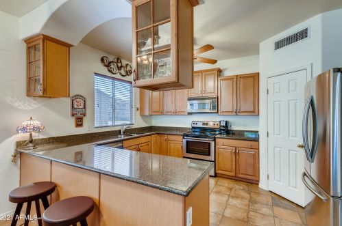 34929 30 Dr, Phoenix AZ 85009-5068 exterior