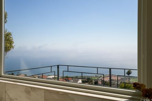 30695 Ganado Dr, Palos Verdes Estates CA  90275-6278 exterior