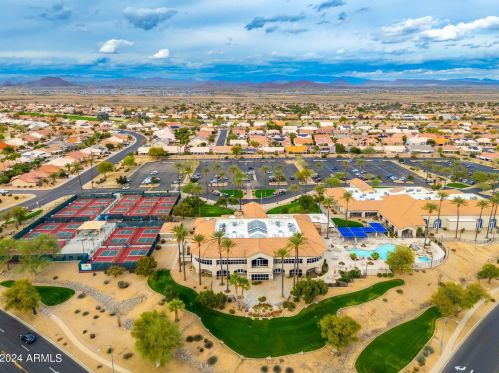 22033 Golf Club Dr, Sun City AZ 85375-2078 exterior