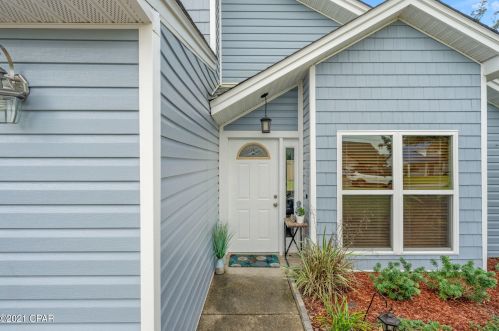 607 Krystal Ln, Lynn Haven FL  32444-4860 exterior