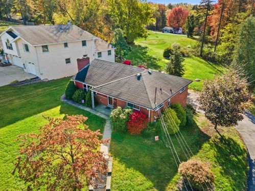 318 Pennsylvania Ave, Verona PA  15147-3823 exterior