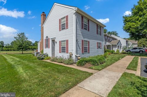 805 Beacon Ct, Lansdale, PA 19446-6389