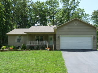 814 Ojibwa Ln, Crossville, TN 38572-6821